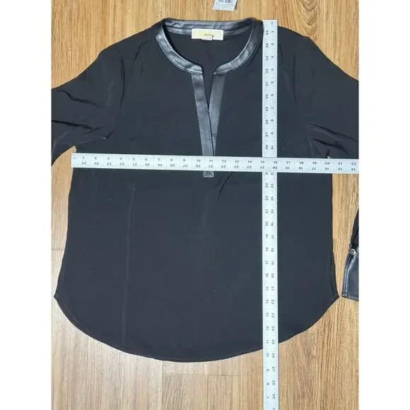 Michael Kors Black Blouse Faux Leather Neckline & Button Cuffs - Women's M - Picture 4 of 7